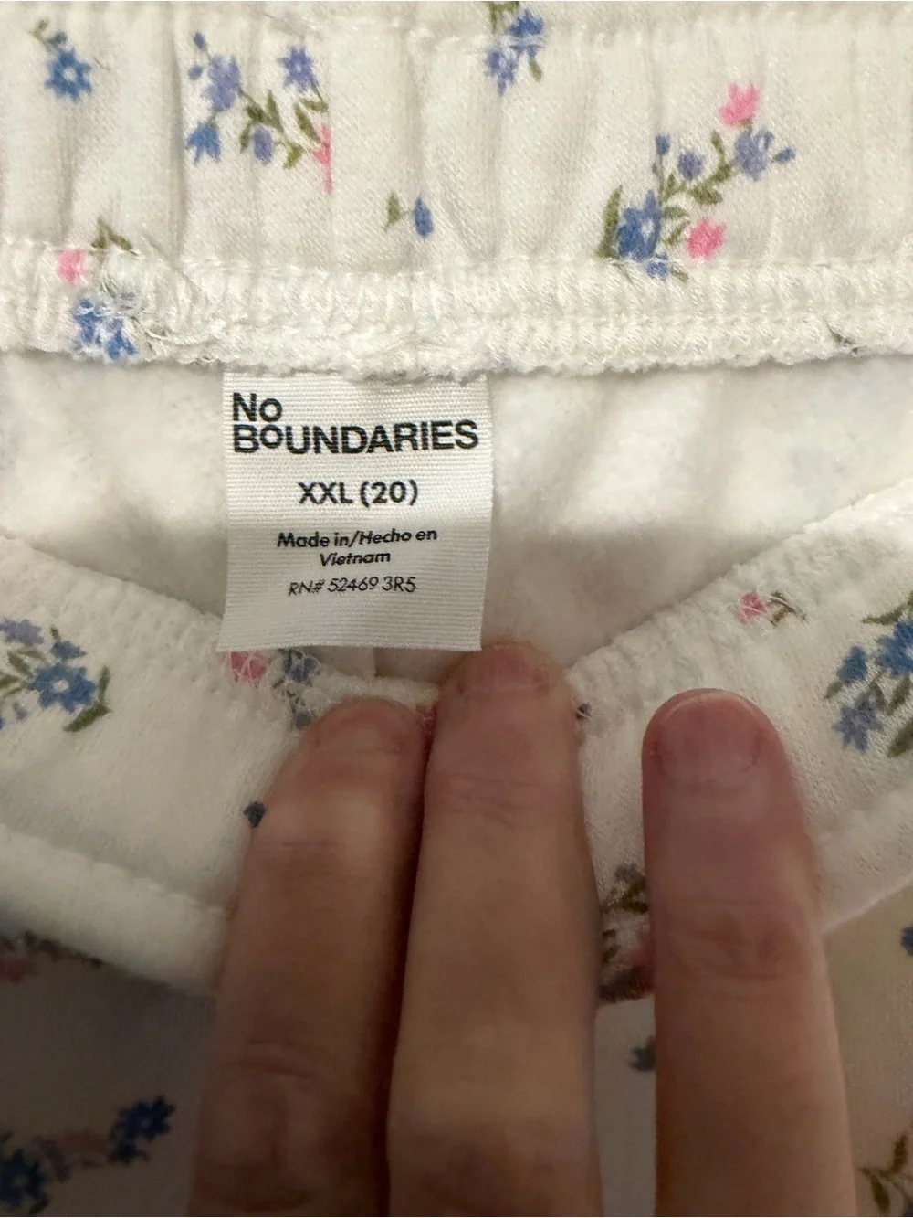 NO Boundaries Cream Floral Jogger Pants NWT XXL